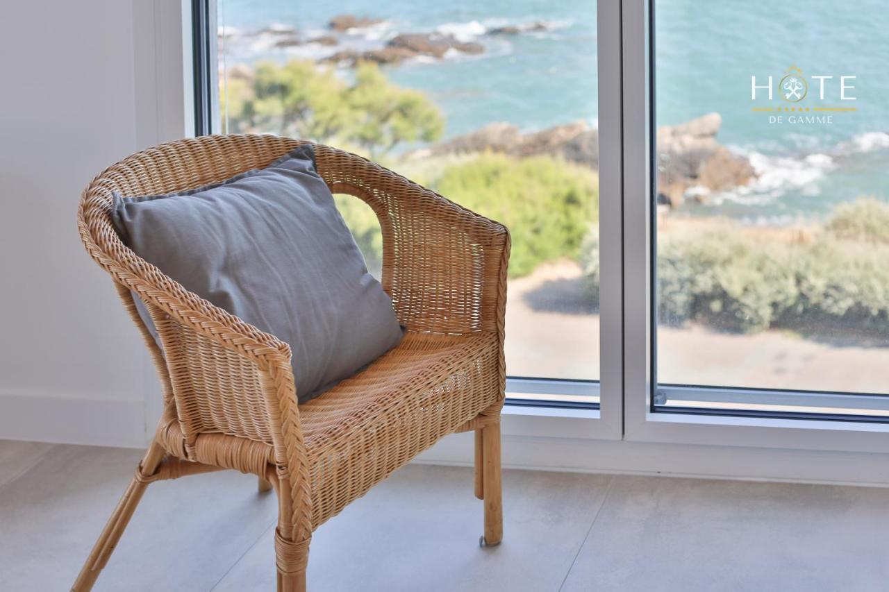 Appartement De Caractere, Superbe Vue Mer 280° La Chaume 外观 照片