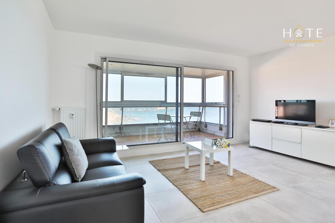 Appartement De Caractere, Superbe Vue Mer 280° La Chaume 外观 照片