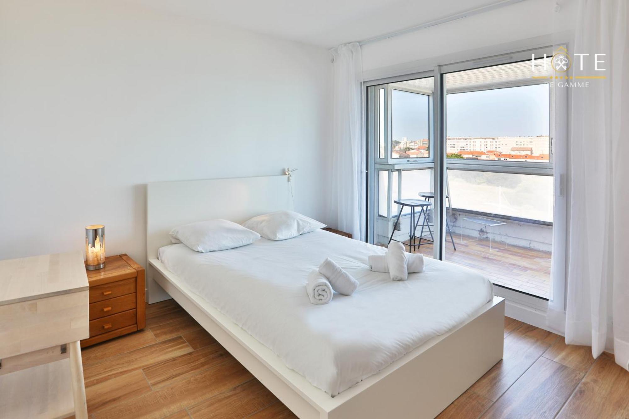 Appartement De Caractere, Superbe Vue Mer 280° La Chaume 外观 照片